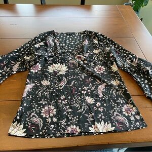 Floral Black Women's Top by Le Gali XS